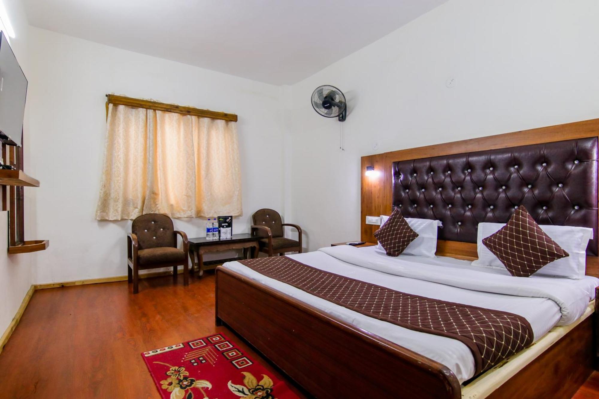 Mha Hotels The Moon Manali - Manali (Himachal Pradesh) — Photos 1